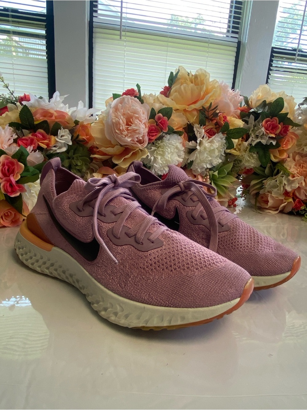 Nike Epic React Flyknit 2 Plum Dust Running Shoes Women’s Size 8 BQ8927-500